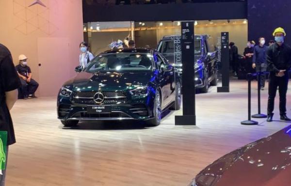 2021广州车展探馆：C 260 L运动四驱版/E Coupe实车亮相