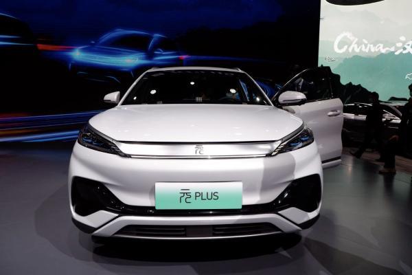 e平台3.0首款纯电SUV，比亚迪元 PLUS亮相广州车展