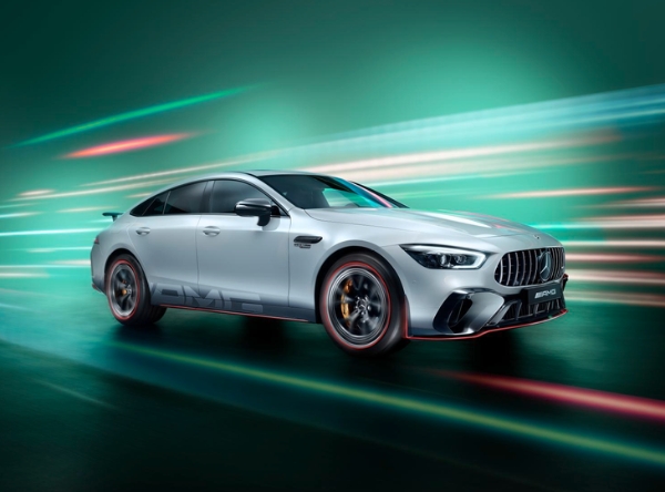 首次联名F1赛事 梅赛德斯-AMG GT 63 SE特别版官图发布