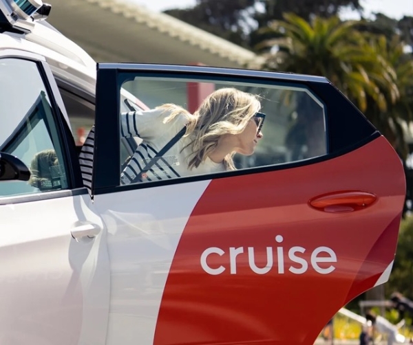 Cruise正式开始在旧金山提供无人驾驶付费服务