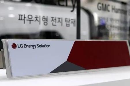 LG新能源，“拒绝”方形电池