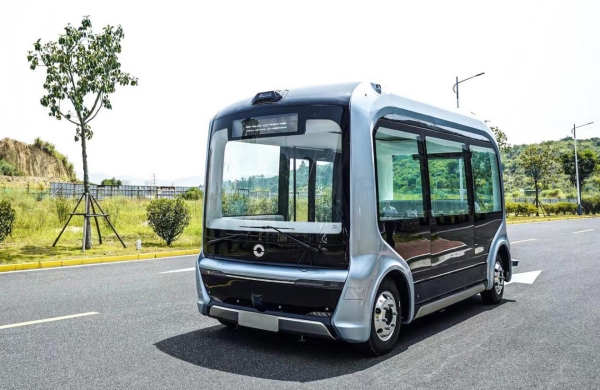 蘑菇车联发布搭载“车路云一体化”系统的自动驾驶前装量产巴士