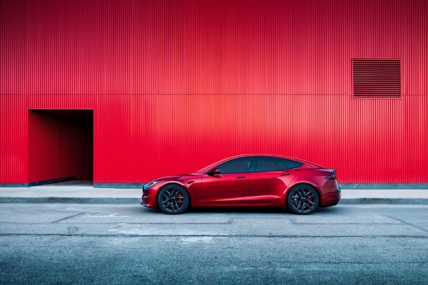 tesla-china-model-s-red.jpg