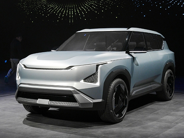 起亚EV5量产版将8月成都车展亮相并开启预售