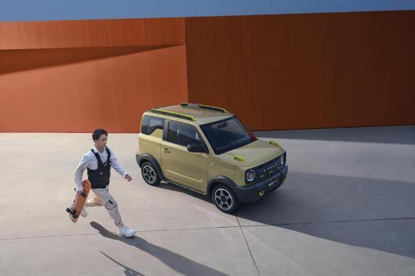 年轻人第一辆“纯电越野微车”，吉利熊猫骑士4.99万元起售上市