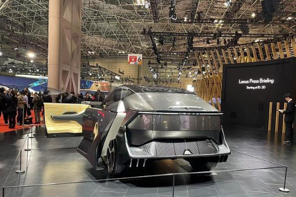2023东京车展：定位旗舰电动车型，雷克萨斯LF-ZL概念车亮相