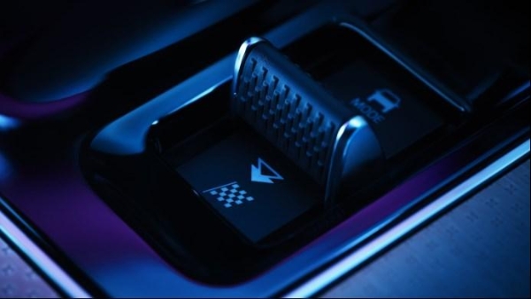 耀黑运动版高能登场 24年款捷豹XEL正式上市，售价29.98万元起