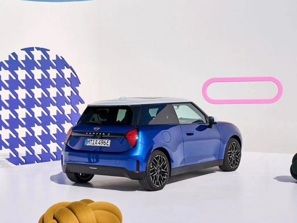 全新MINI COOPER纯电版将7月6日上市 预售价21-27万