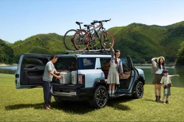 十万热爱·共同解答，方程豹汽车10万台交付达成