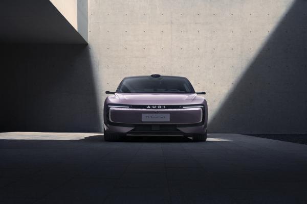 奥迪 E5 Sportback开启首批车主交付