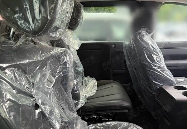 1200x0_1_autohomecar__Chto52jQwUqAUk23AAJLUYJQSKU257_副本.jpg