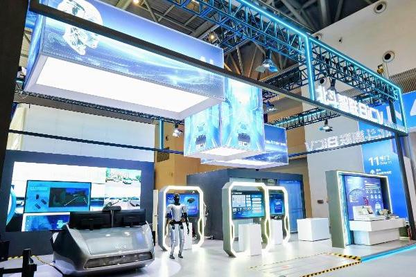 北斗智联携“AI+北斗”双王牌 打响全球化攻坚战