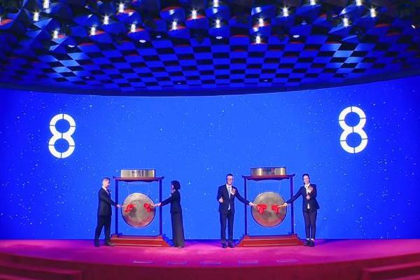 机器人IPO狂飙：近30家企业竞速，繁荣还是虚火？