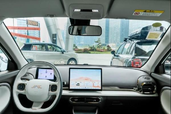 2025款钇为3：年轻人的第一台“宝藏车”