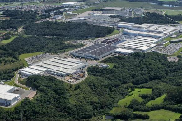 雷诺联姻吉利后再探奇瑞，中欧车企合作模式迎新变局