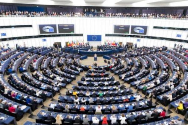 曝欧盟拟于12月官宣新规，推动小型电动车平价化