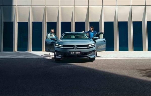 高速NOA上车、科技配置升级，一汽-大众迈腾2026款焕新上市