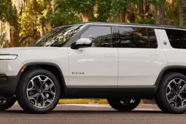 对标马斯克！Rivian为CEO定制46亿美元十年天价薪酬合约