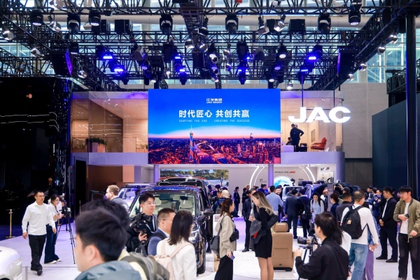 时代匠心，共创共赢|江淮汽车携多款智电产品闪耀2025广州国际车展