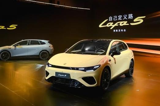 零跑Lafa5开启预售 预售价10.58-13.18万