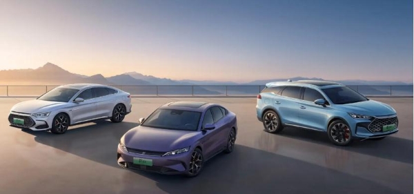 2025年中国汽车全球销量有望首超日本登顶