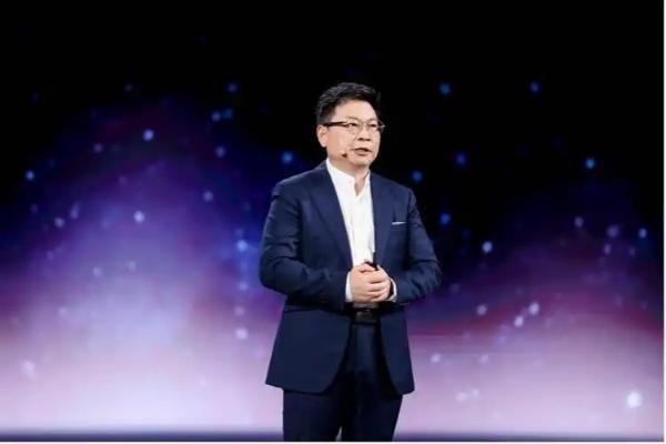 智界V9刚官宣没多久，智界的跑车级SUV也要来了？