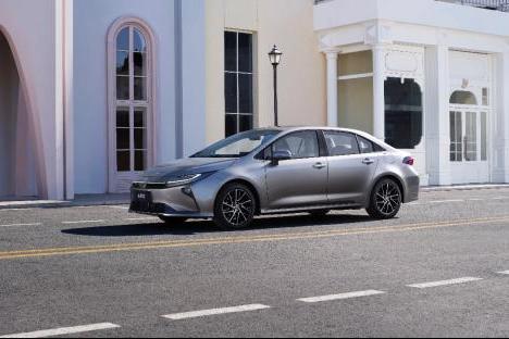 售价9.9万元起，全新智混卡罗拉焕新上市