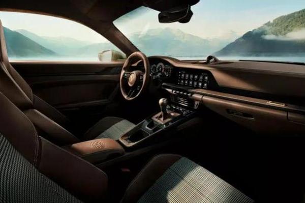 全球限量90台？保时捷发布911 GT3 90F.A.Porsche官图