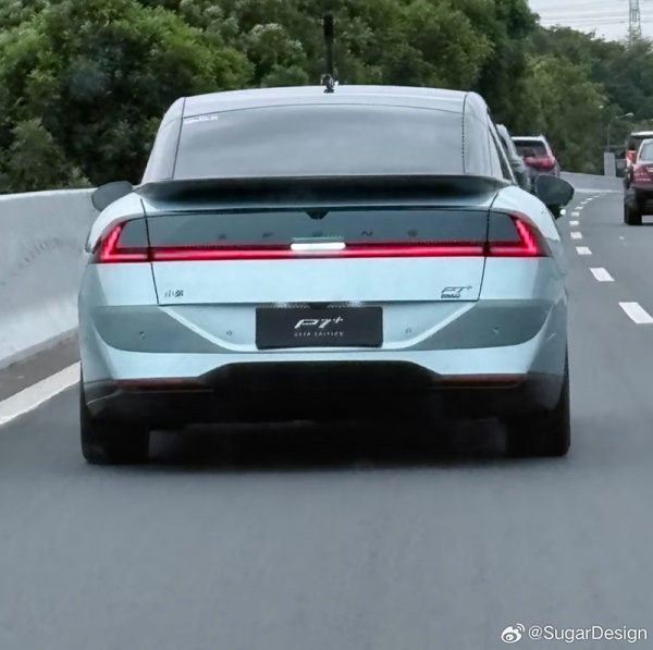 小鹏P7+增程版实车图曝光 搭载1.5T增程动力