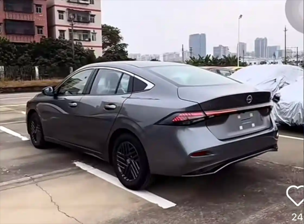 东风日产全新轩逸实车曝光 延续海外版造型