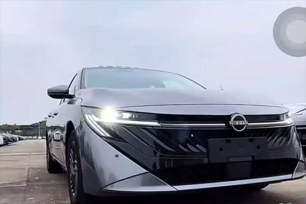 东风日产全新轩逸实车曝光 延续海外版造型