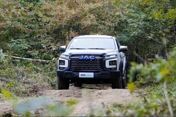 全能电混皮卡悍途PHEV，定义奢野新方式