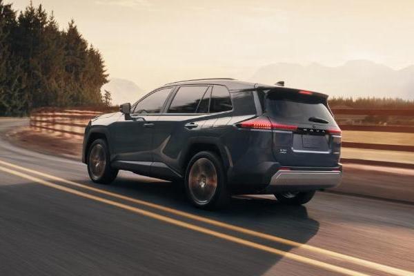 丰田在加拿大工厂投产2026款混动版RAV4