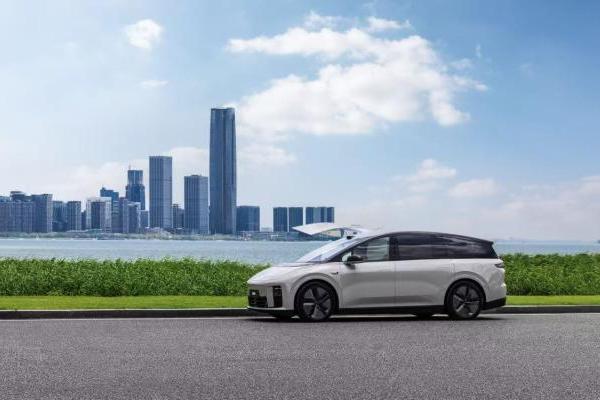 理想入欧，要动真格了