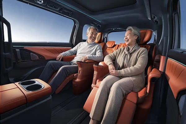 2026款广汽传祺M8 HEV上市 售价21.98-23.98万