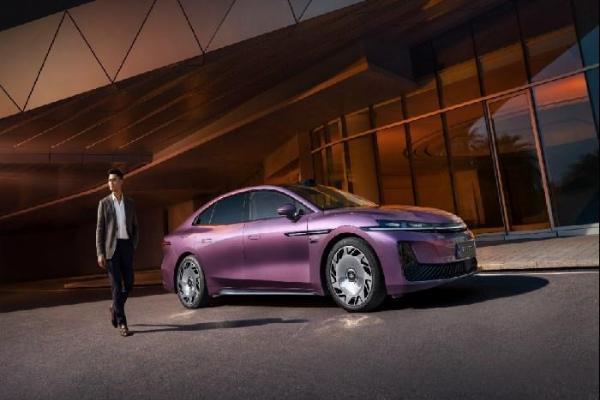 昊铂A800上市发布会定档3月4日，重新定义新时代豪华标准