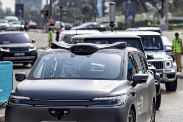 萝卜快跑在迪拜开启无人出租车服务，最快将在一季度启动！