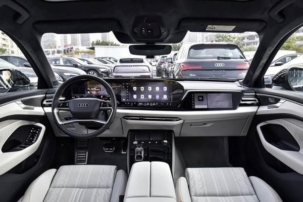 全新奥迪A6L开启预售 先享礼遇价32.3-43.6万