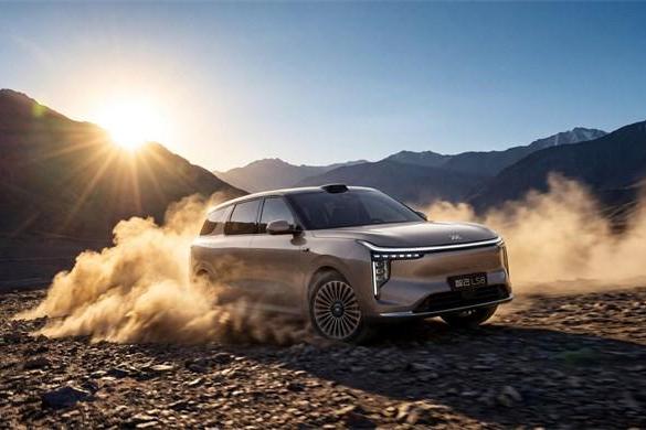 25.98万元起！智己LS8震撼开启预售