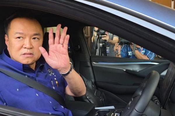 油价上涨2泰铢，泰国总理座驾劳斯莱斯变比亚迪