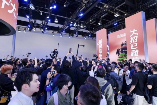 东风汽车亮相2026北京车展：“东方风起2030”计划启航，“三个东风”焕新出发