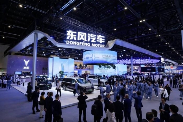 东风汽车亮相2026北京车展：“东方风起2030”计划启航，“三个东风”焕新出发
