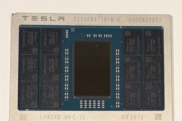 特斯拉AI5芯片流片成功！将由台积电和三星共同代工