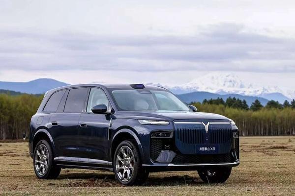 岚图泰山X8上市 售价29.29-37.99万
