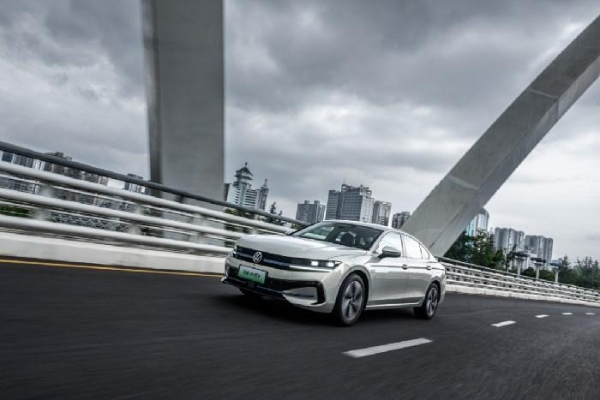 16.99万元起，一汽-大众迈腾PHEV、探岳L PHEV重磅上市
