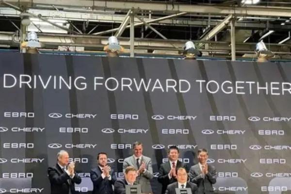 世界杯夺冠的西班牙，引入中国汽车+中国工人 