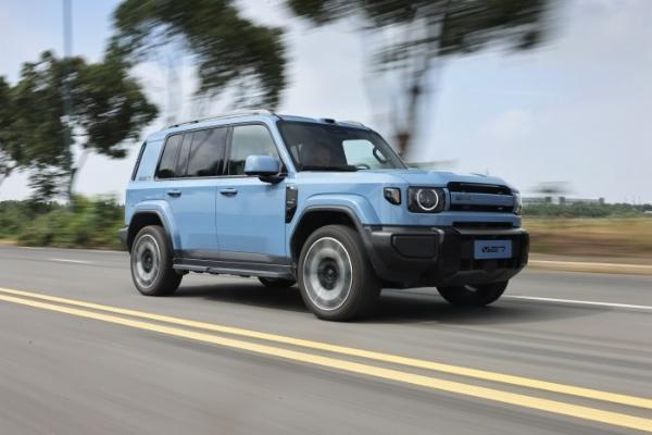 iCAR V27首轮大版本OTA升级：智驾更全能、安全更全面、交互更贴心