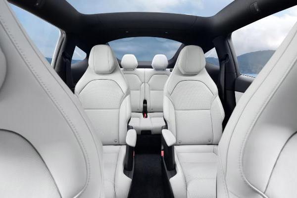 特斯拉在美国推出六座长轴距Model Y