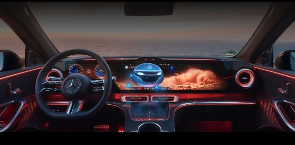 思必驰x全新梅赛德斯—奔驰纯电GLC SUV：纯电新境，智享豪华
