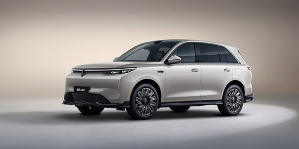 魏牌V8X运动版官图发布 提供曜黑型格运动套件